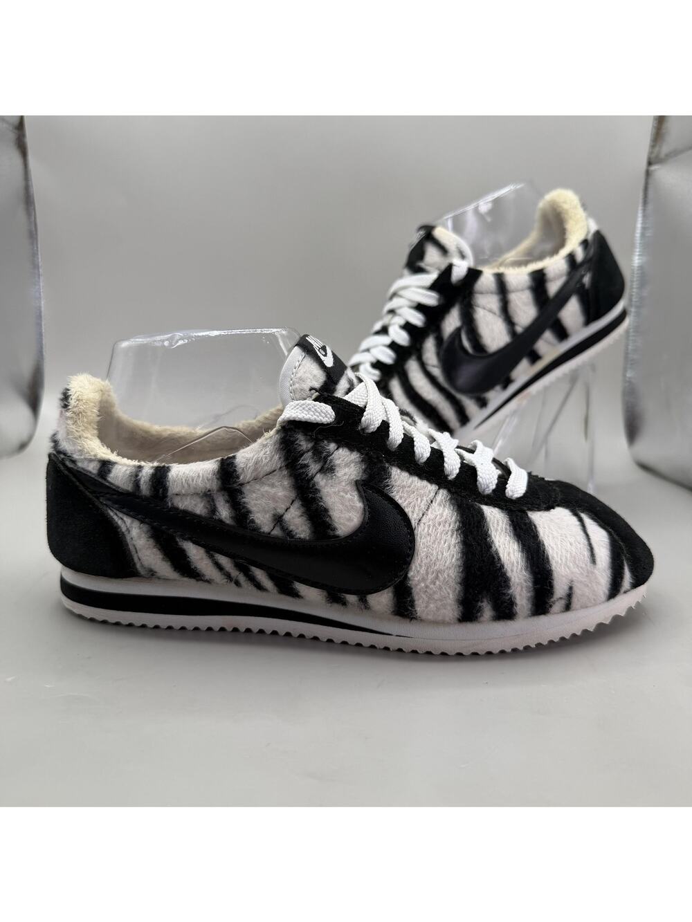 Nike Cortez Zebra Fur Shoes Womens Size 7 Black Sneakers 354698 *RARE*